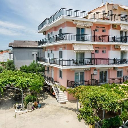 Ianos Apartments Potos Dış mekan fotoğraf