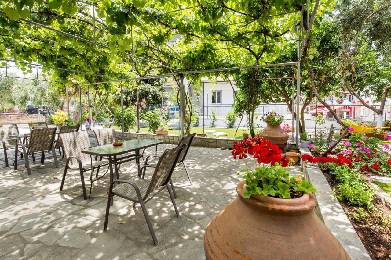 Ianos Apartments Potos Dış mekan fotoğraf
