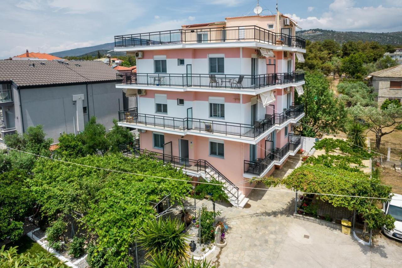 Ianos Apartments Potos Dış mekan fotoğraf