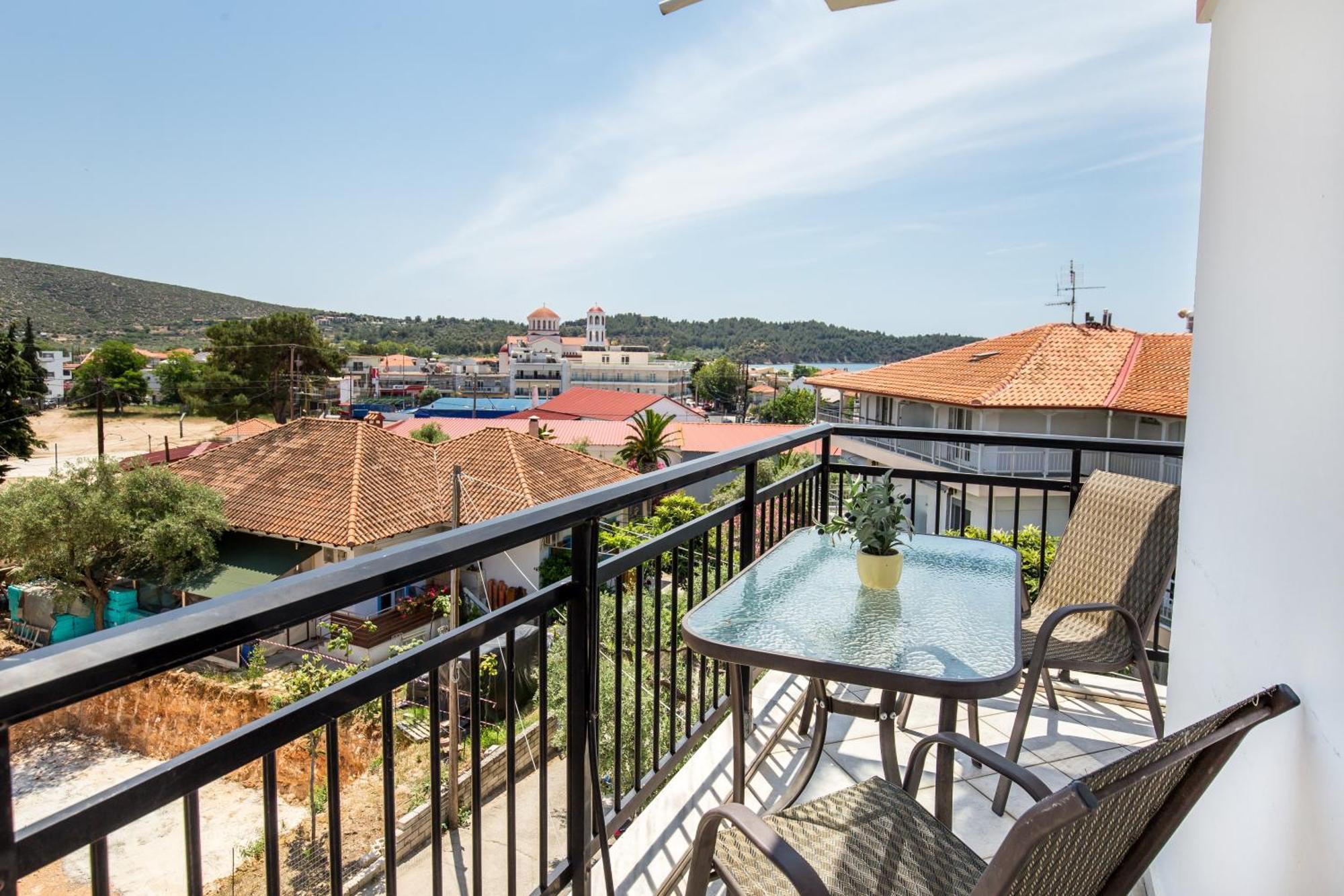Ianos Apartments Potos Dış mekan fotoğraf