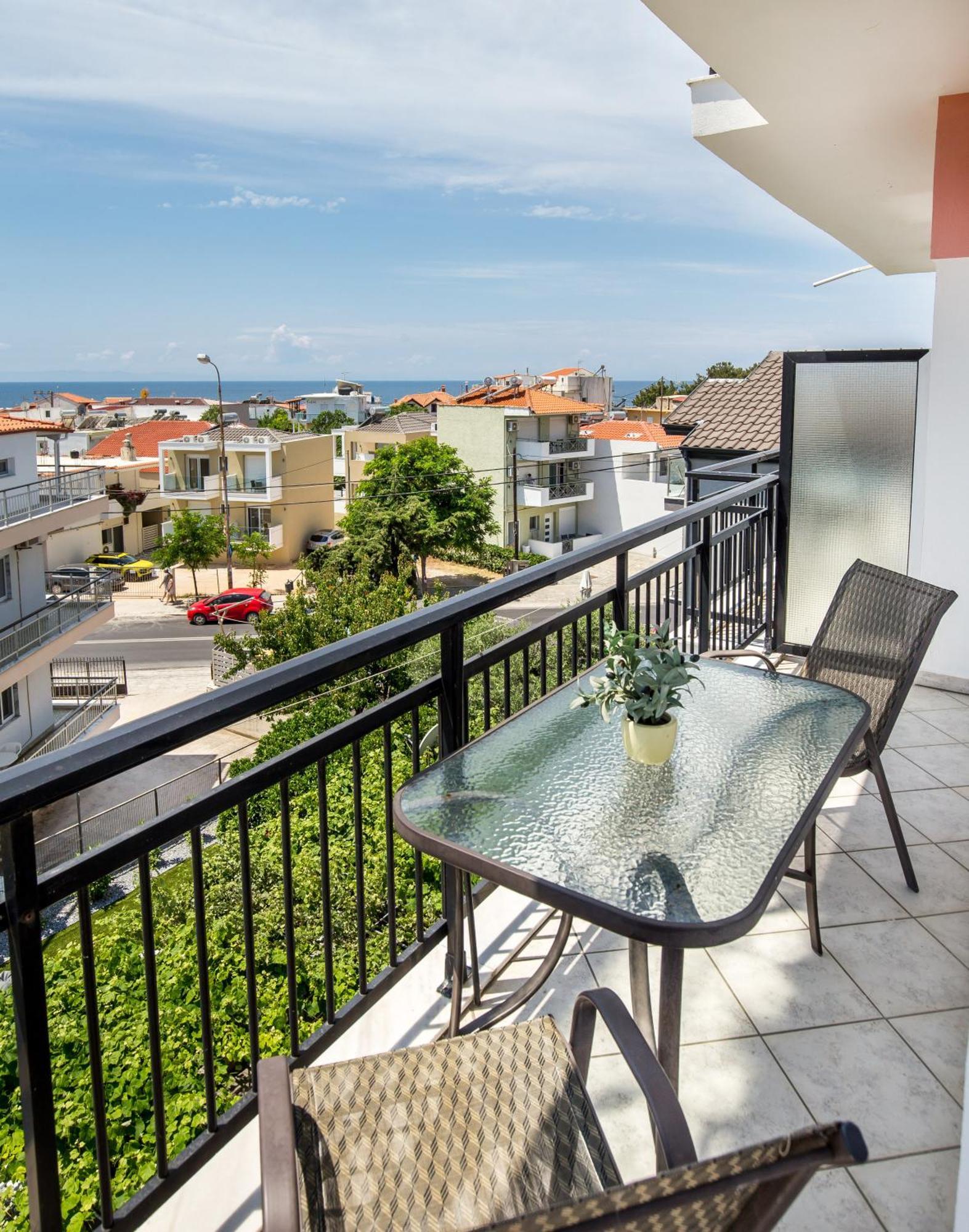 Ianos Apartments Potos Dış mekan fotoğraf