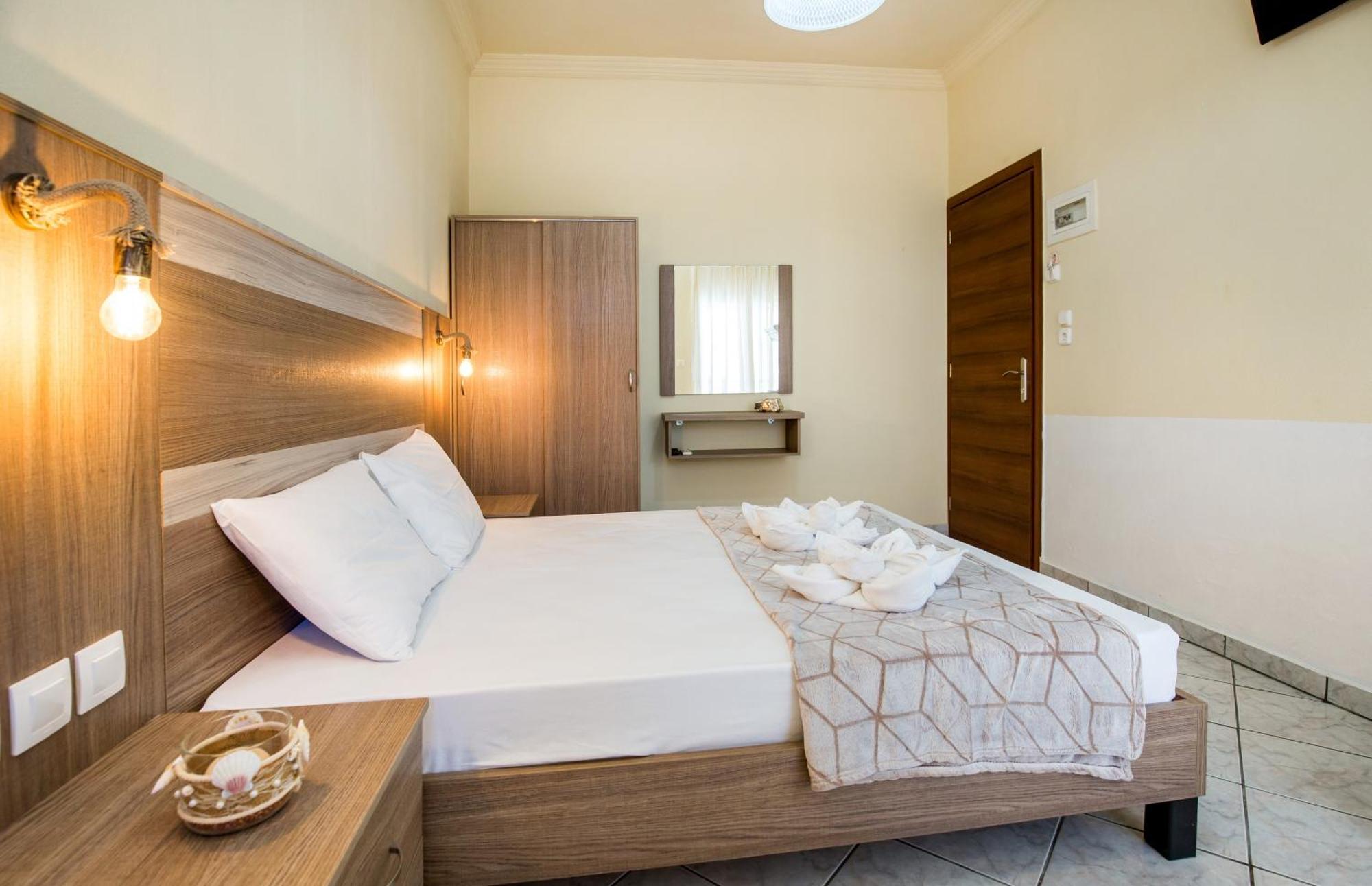 Ianos Apartments Potos Dış mekan fotoğraf