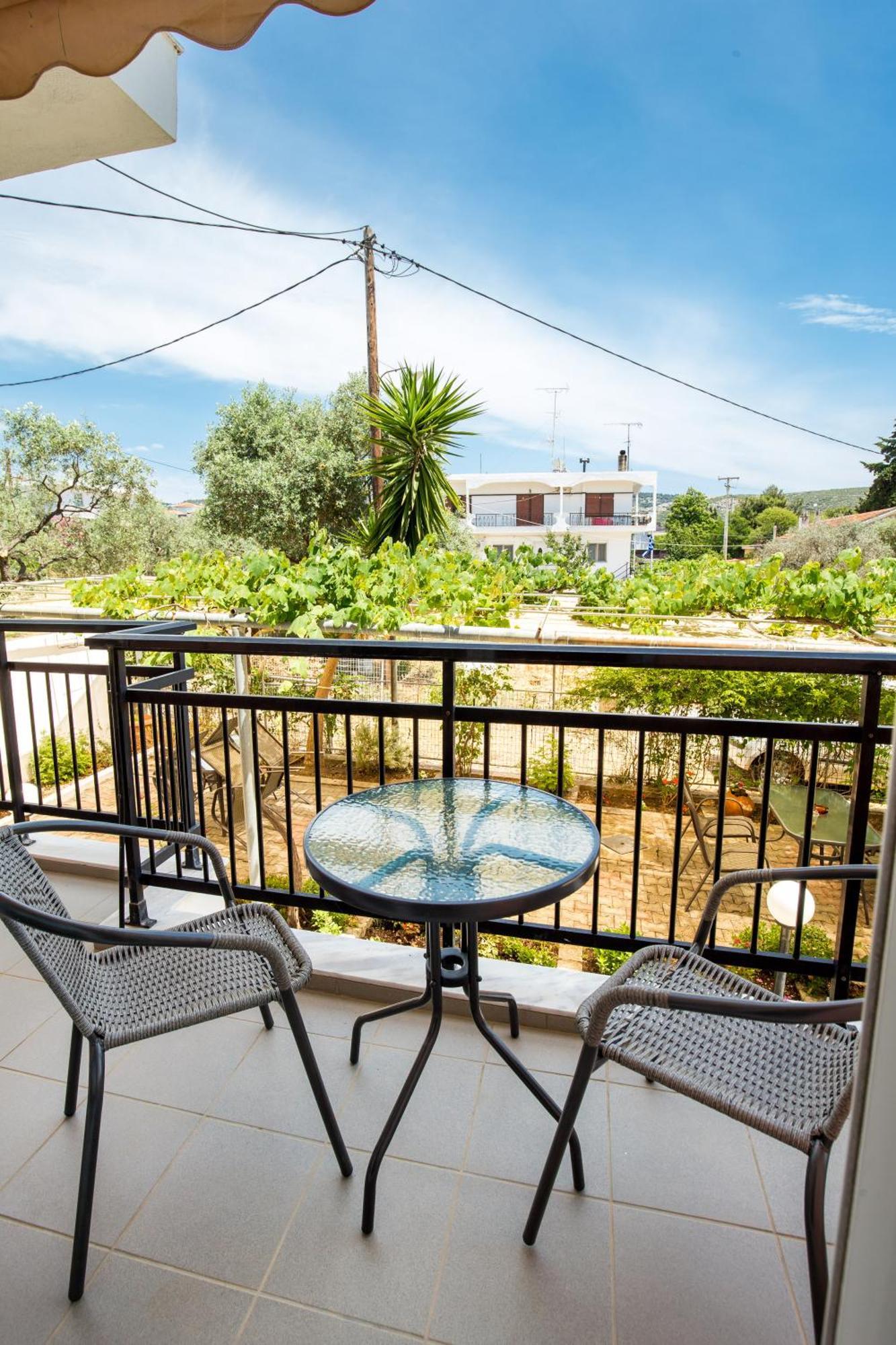 Ianos Apartments Potos Dış mekan fotoğraf