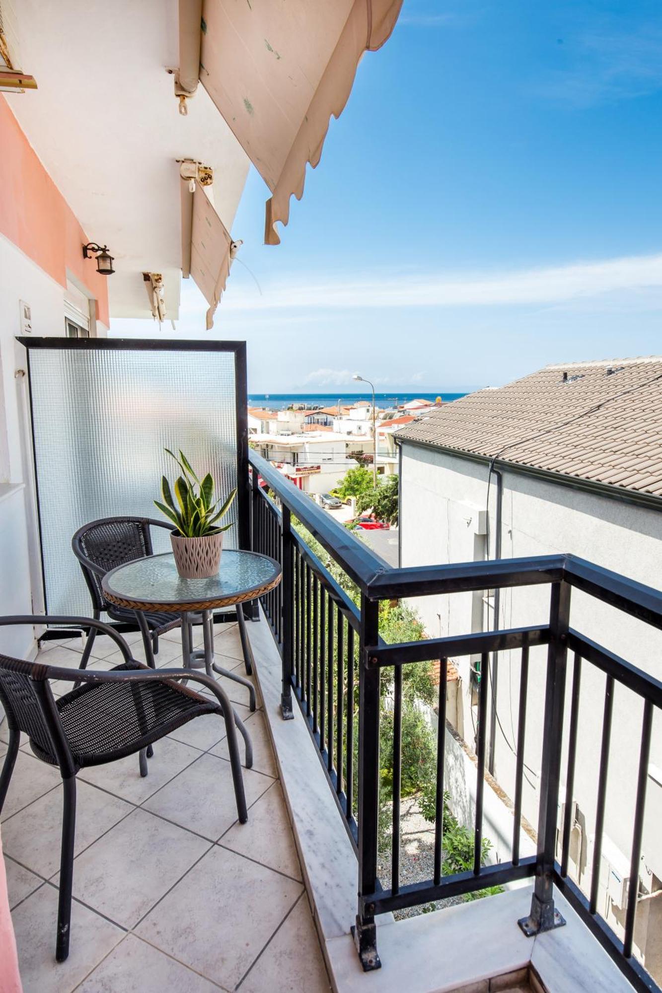 Ianos Apartments Potos Dış mekan fotoğraf